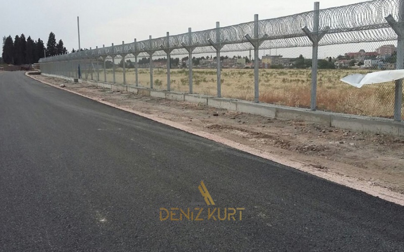 أعمال بناء جدار أمن الحدود في غازي عنتاب منطقة إصلاحية وكركاميش إلشيرلي