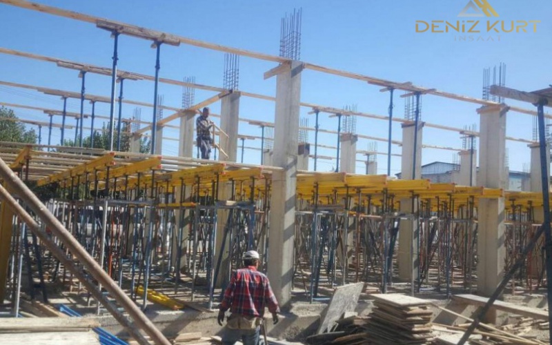 أعمال بناء مركز اجتماعي في كوسغيت منطقة أ  المنطقة رقم 2735 القطعة رقم 1 